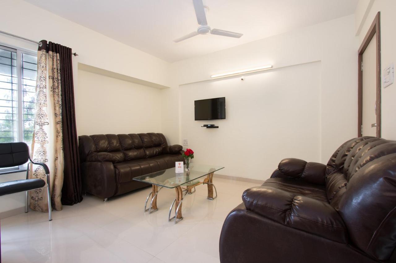 Oyo 9052 Leisurely Abode Hotel Khadki Kültér fotó
