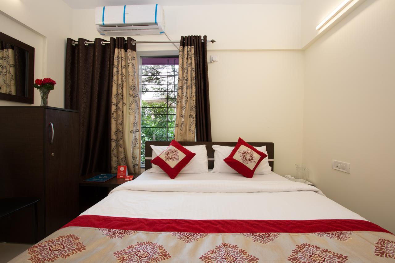 Oyo 9052 Leisurely Abode Hotel Khadki Kültér fotó